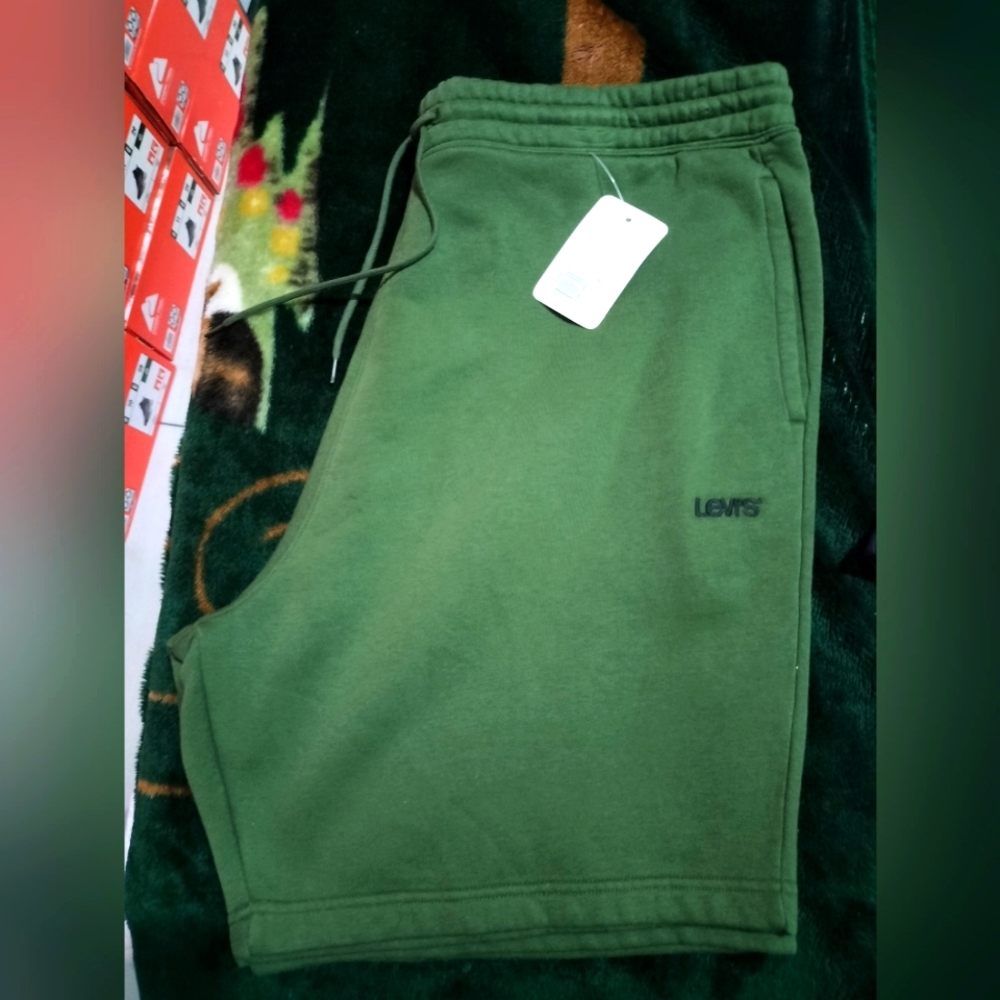 Men's levi's shorts military green